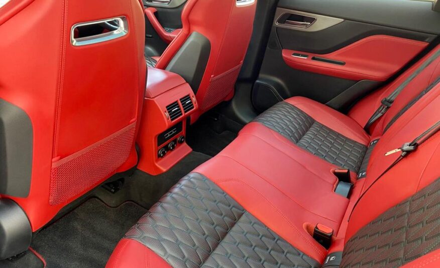 Jaguar F-pace