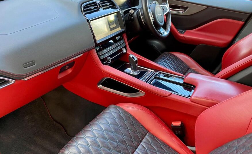 Jaguar F-pace