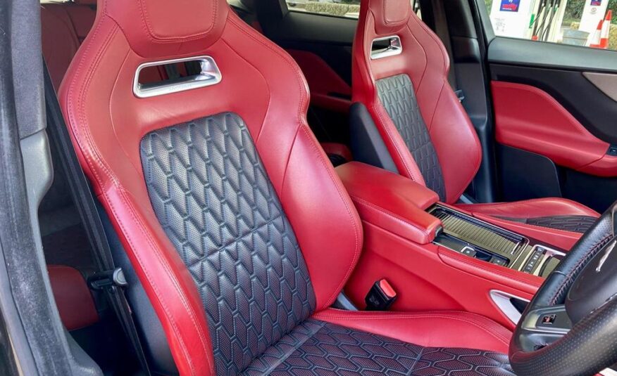 Jaguar F-pace