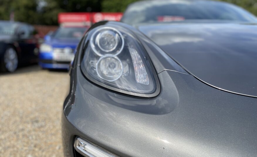 Porsche Boxster 981 2.7 Convertible PDK