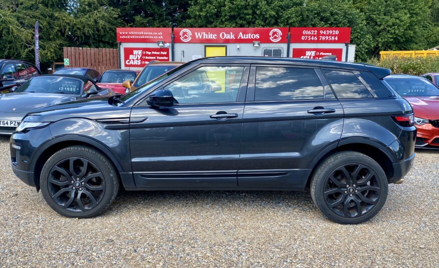 Range Rover Evoque SE TECH