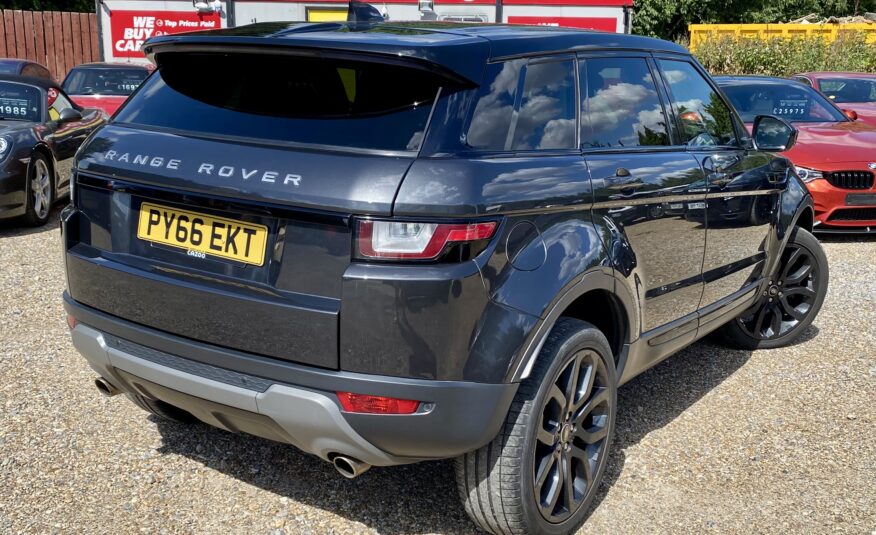 Range Rover Evoque SE TECH