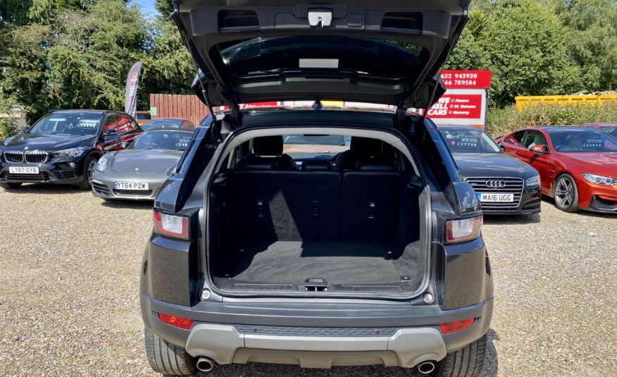Range Rover Evoque SE TECH
