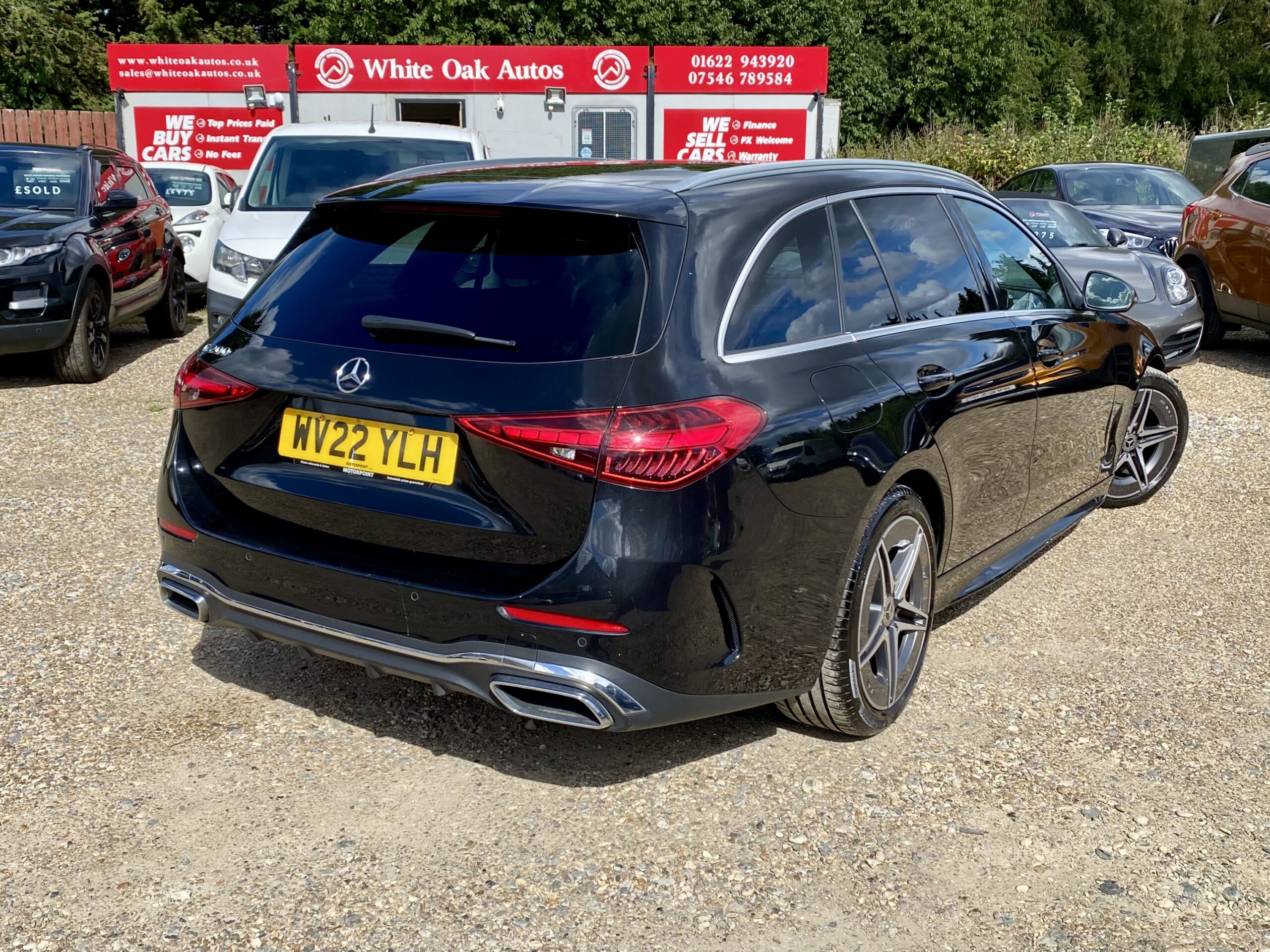 MERCEDES BENZ C-CLASS AMG LINE