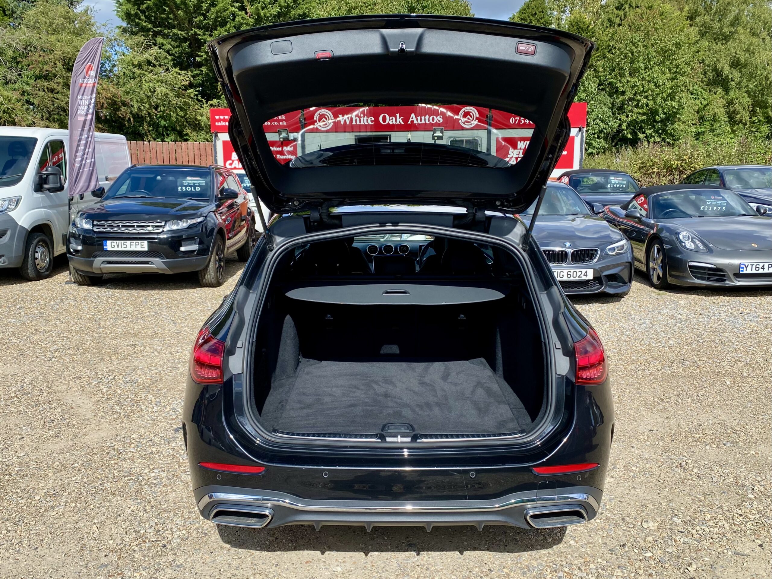 MERCEDES BENZ C-CLASS AMG LINE