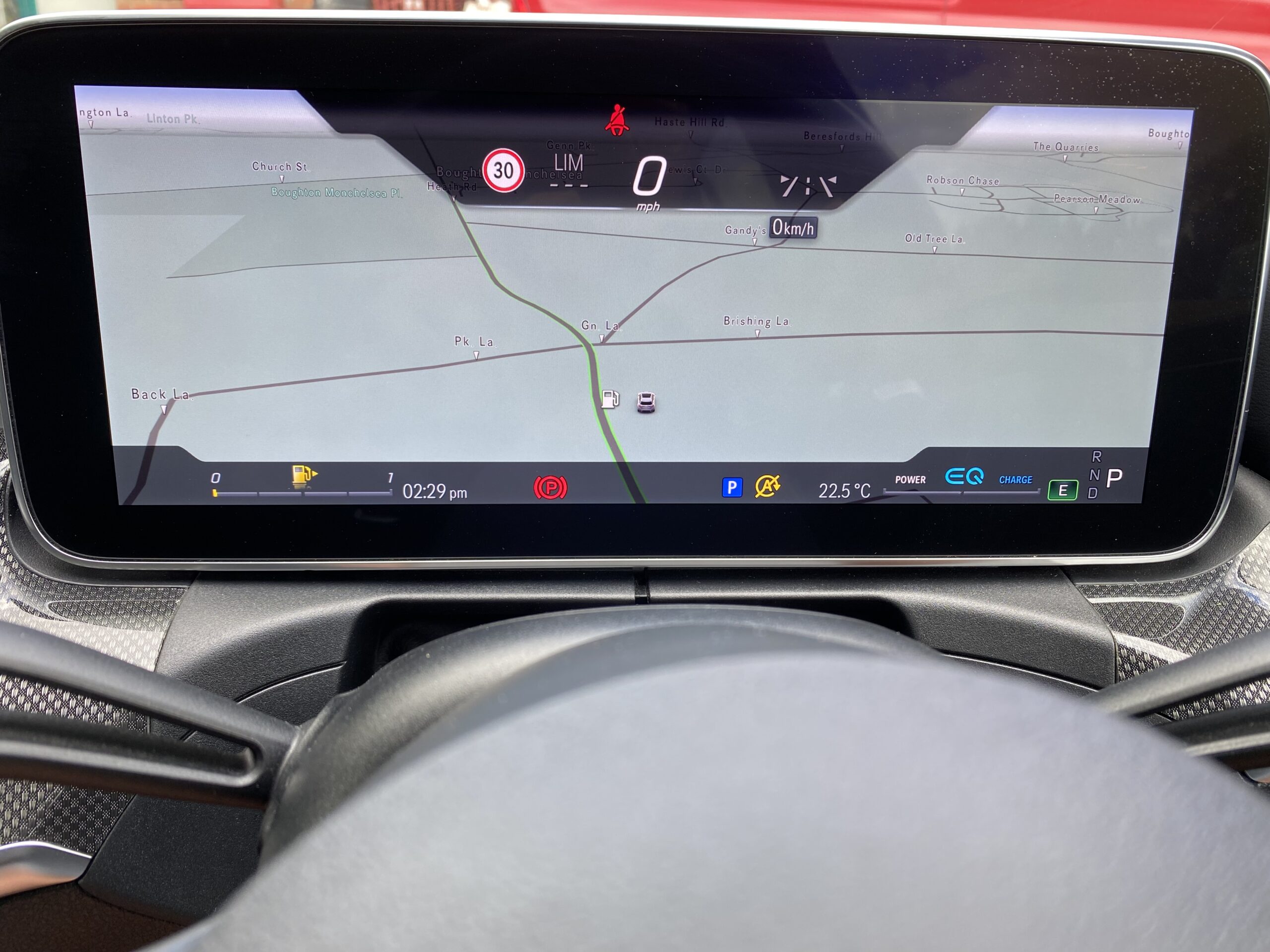 MERCEDES BENZ C-CLASS AMG LINE