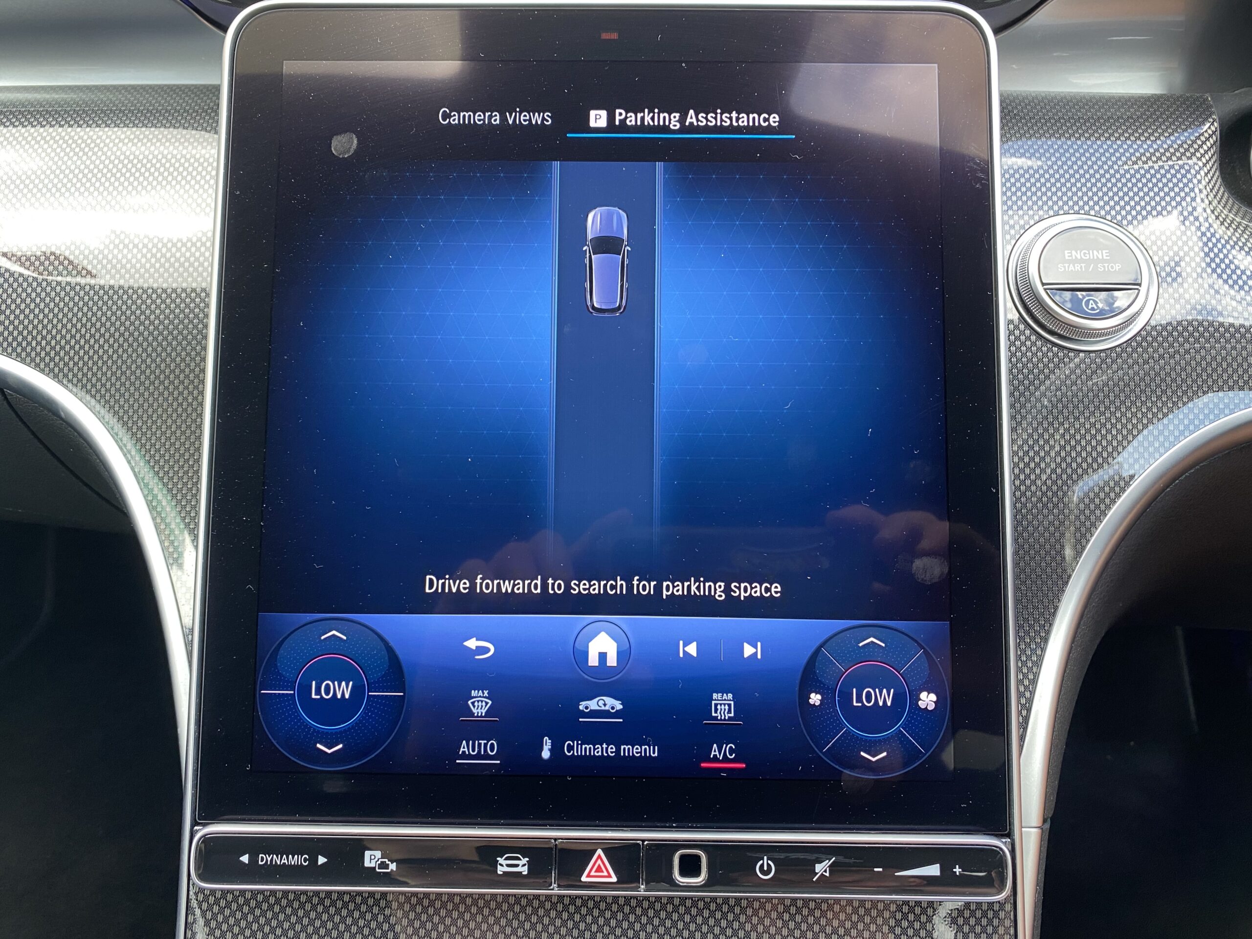 MERCEDES BENZ C-CLASS AMG LINE