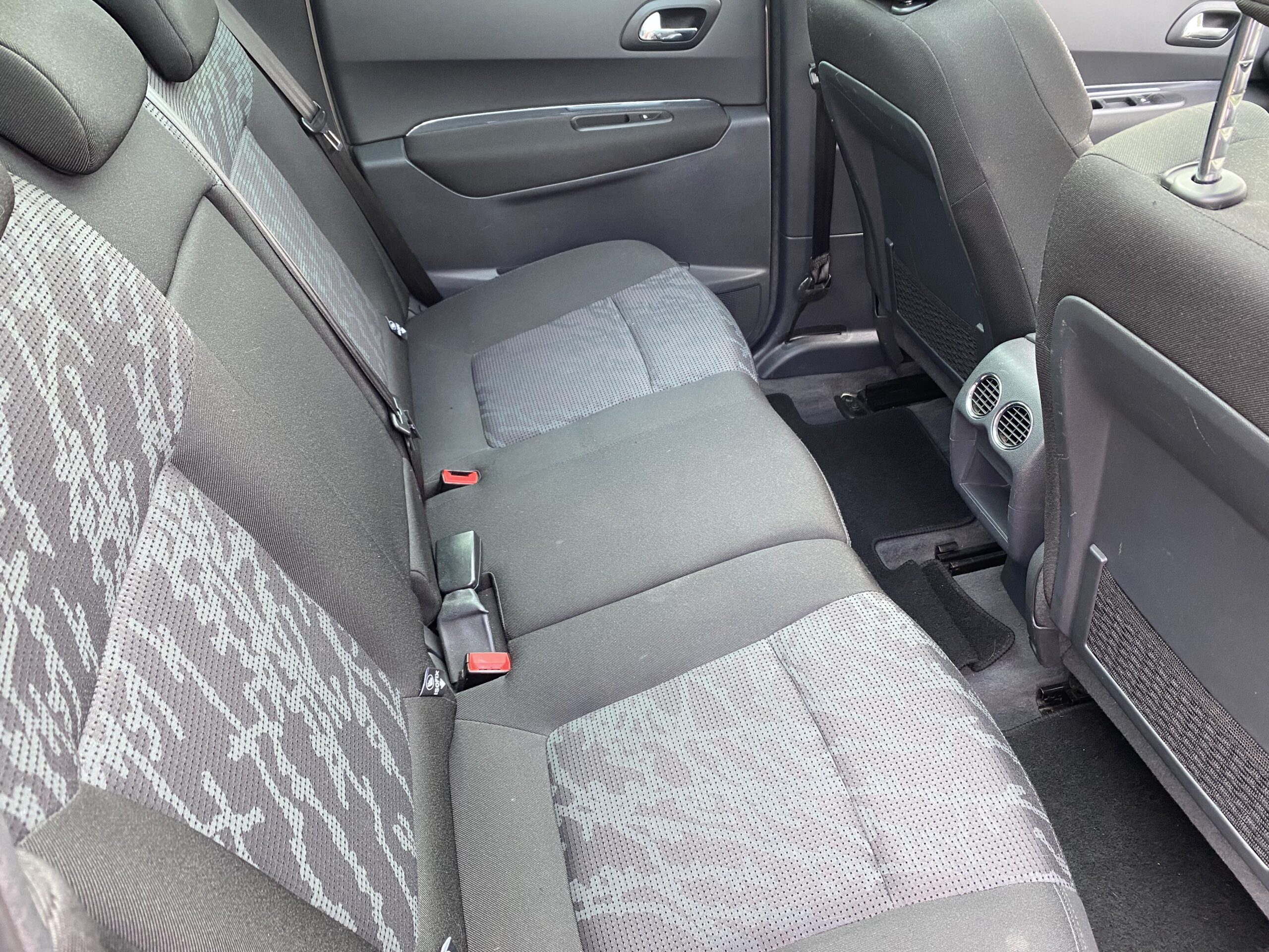 PEUGEOT 3008 EXCLUSIVE