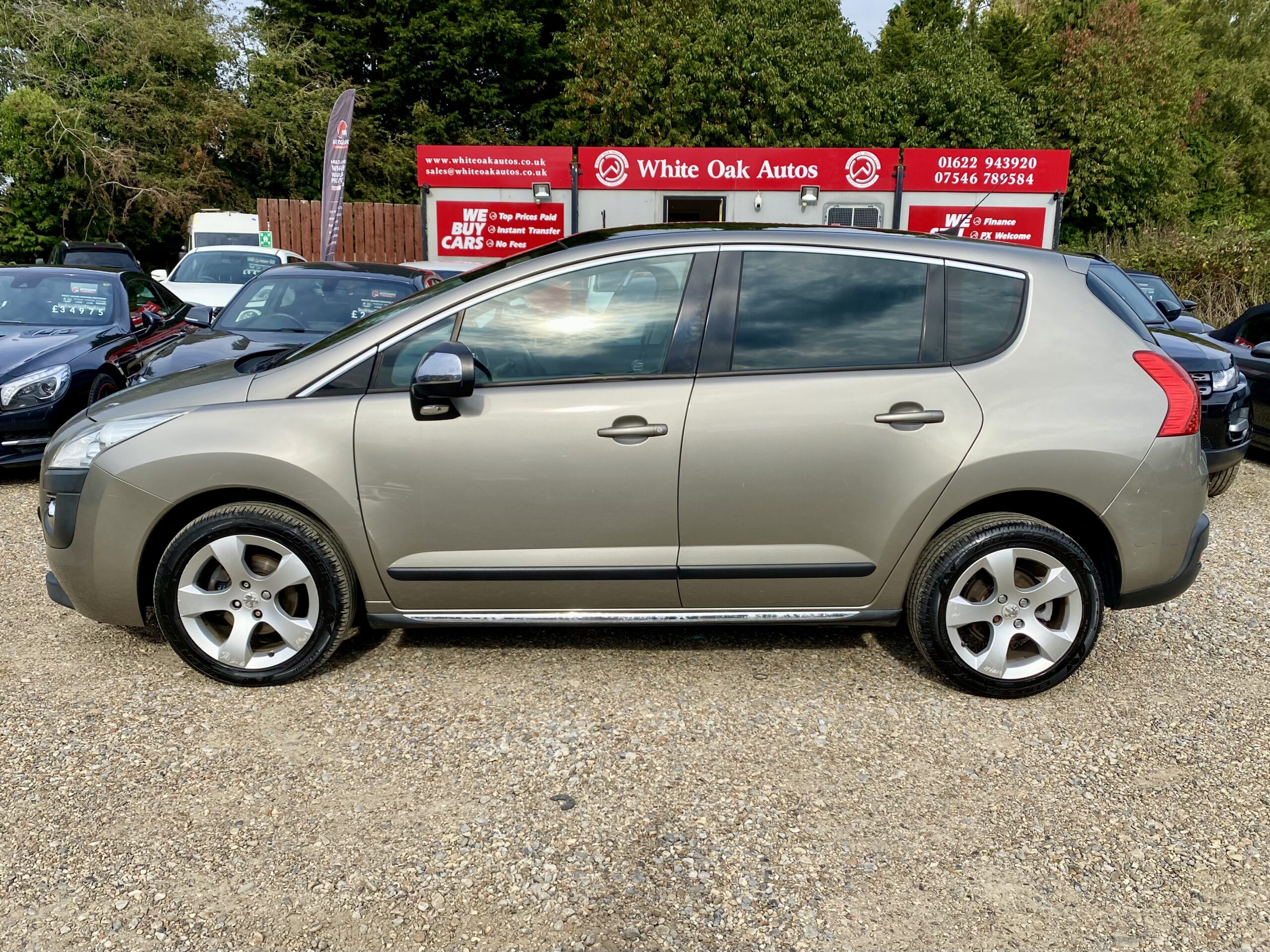 PEUGEOT 3008 EXCLUSIVE