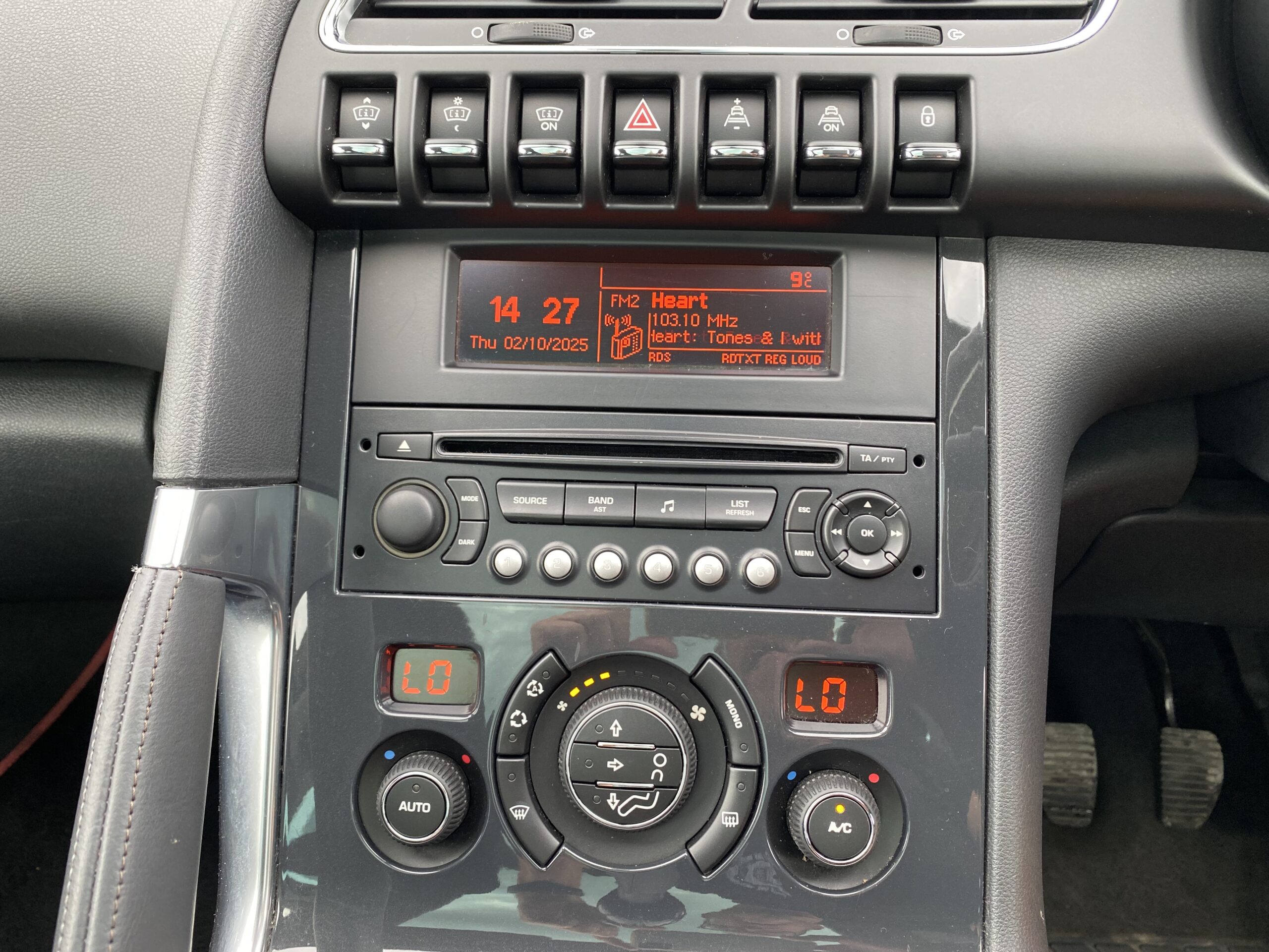 PEUGEOT 3008 EXCLUSIVE