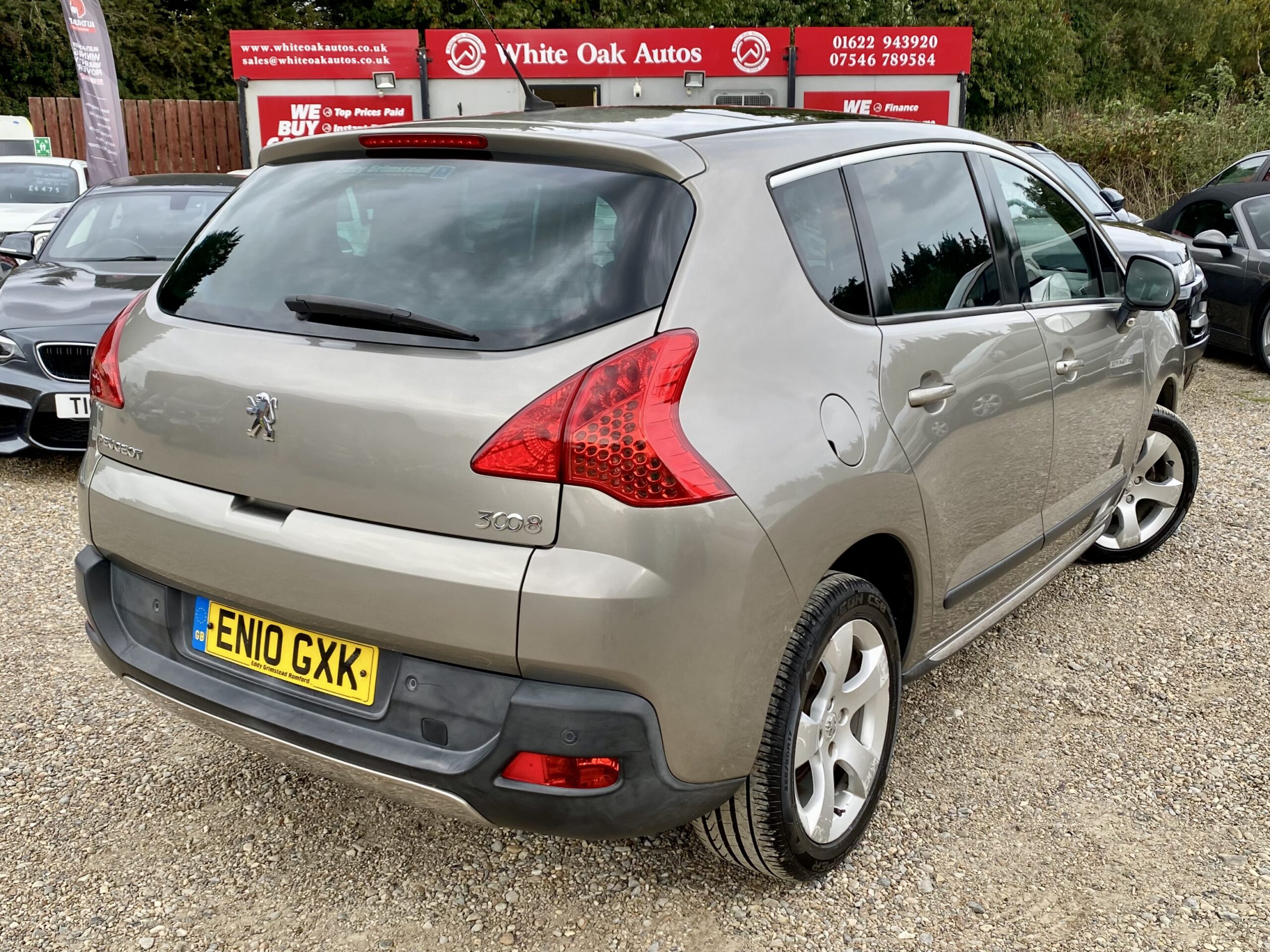 PEUGEOT 3008 EXCLUSIVE