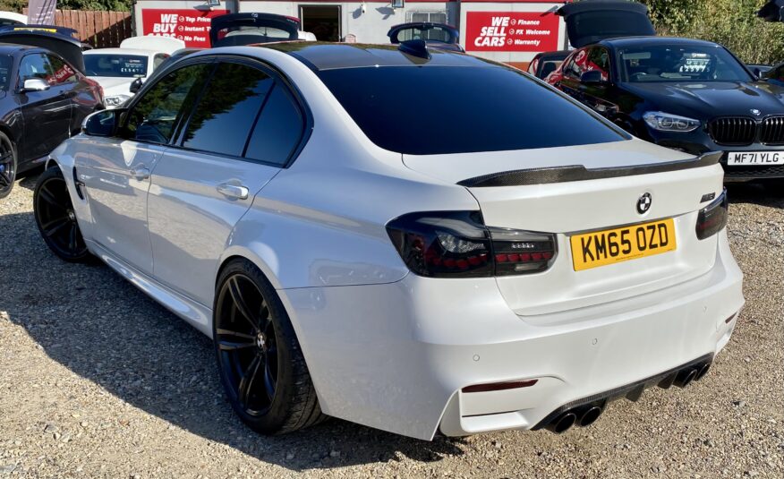BMW M3 BiTurbo DCT